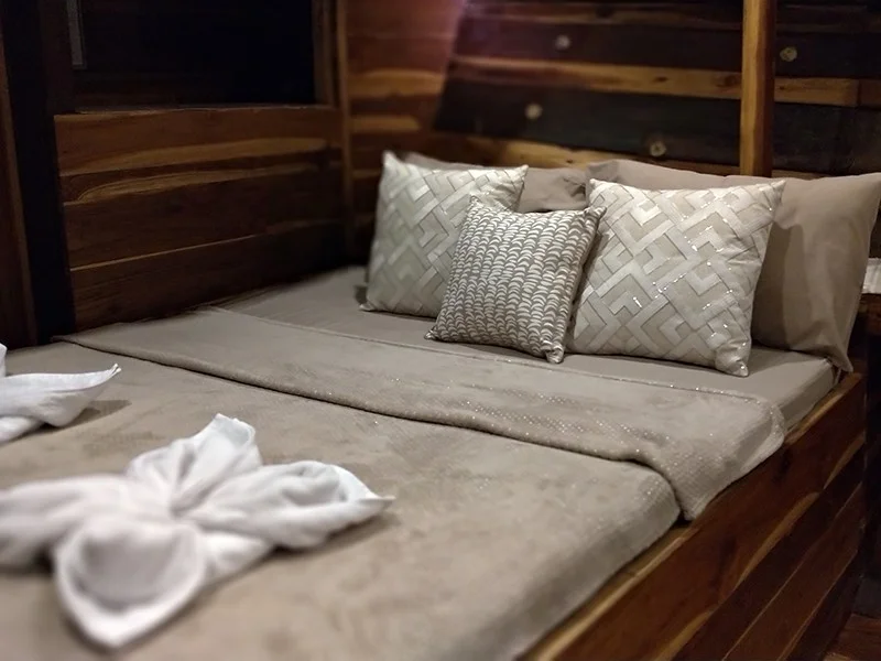 FAMILY CABIN - Image 1